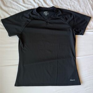 Patagonia Women's Capilene Performance Baselayer Shirt Sz S